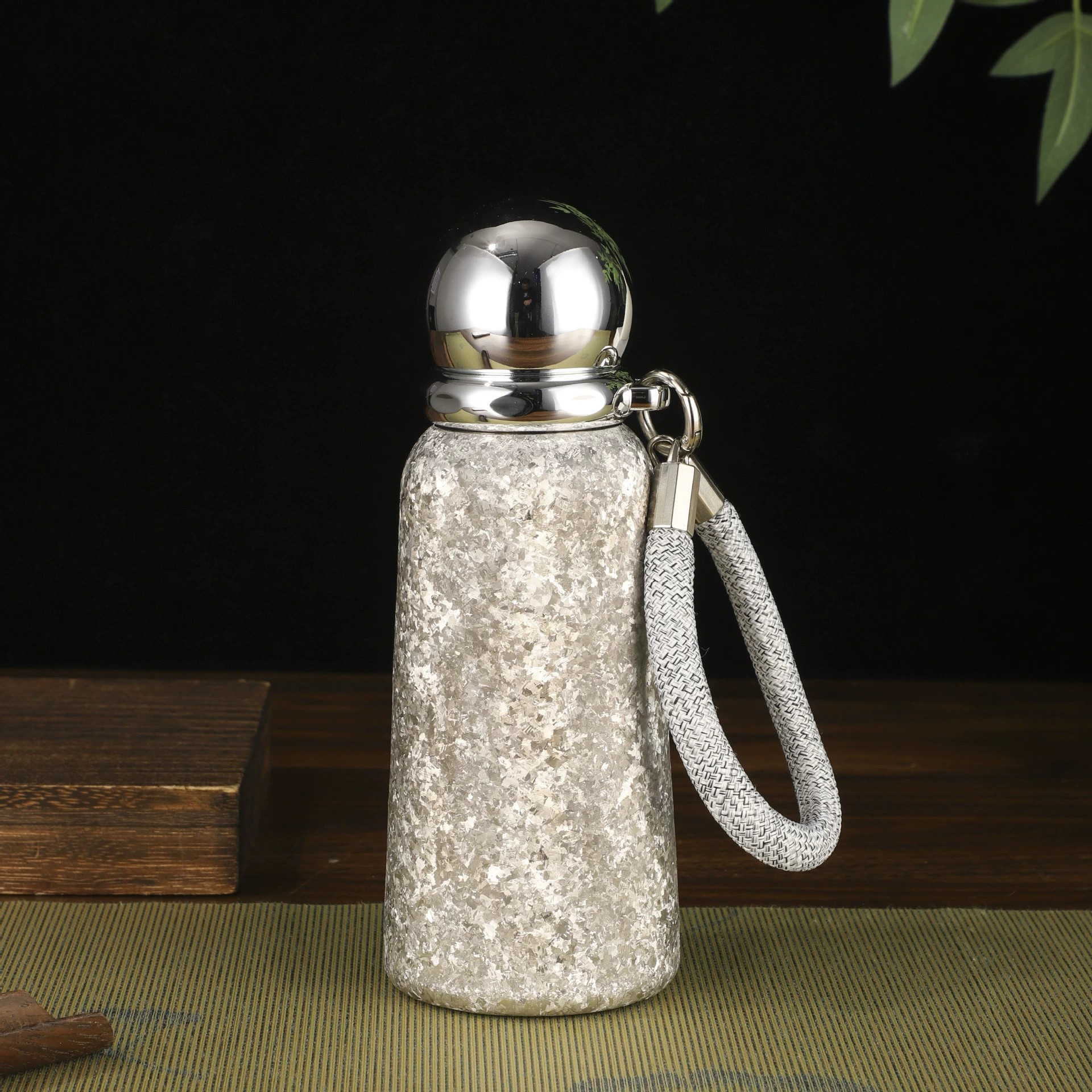 Titanium Water Bottle for Women Business Gift with Floating Ball - Model: 1036110308799 - 图片 8