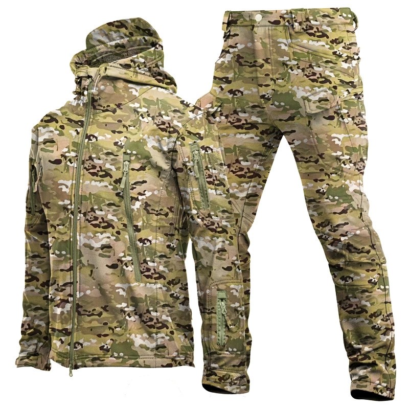Outdoor Thermal Camouflage Suit for Cold Weather Hunting, with Fleece Lining - Model: 737396060825