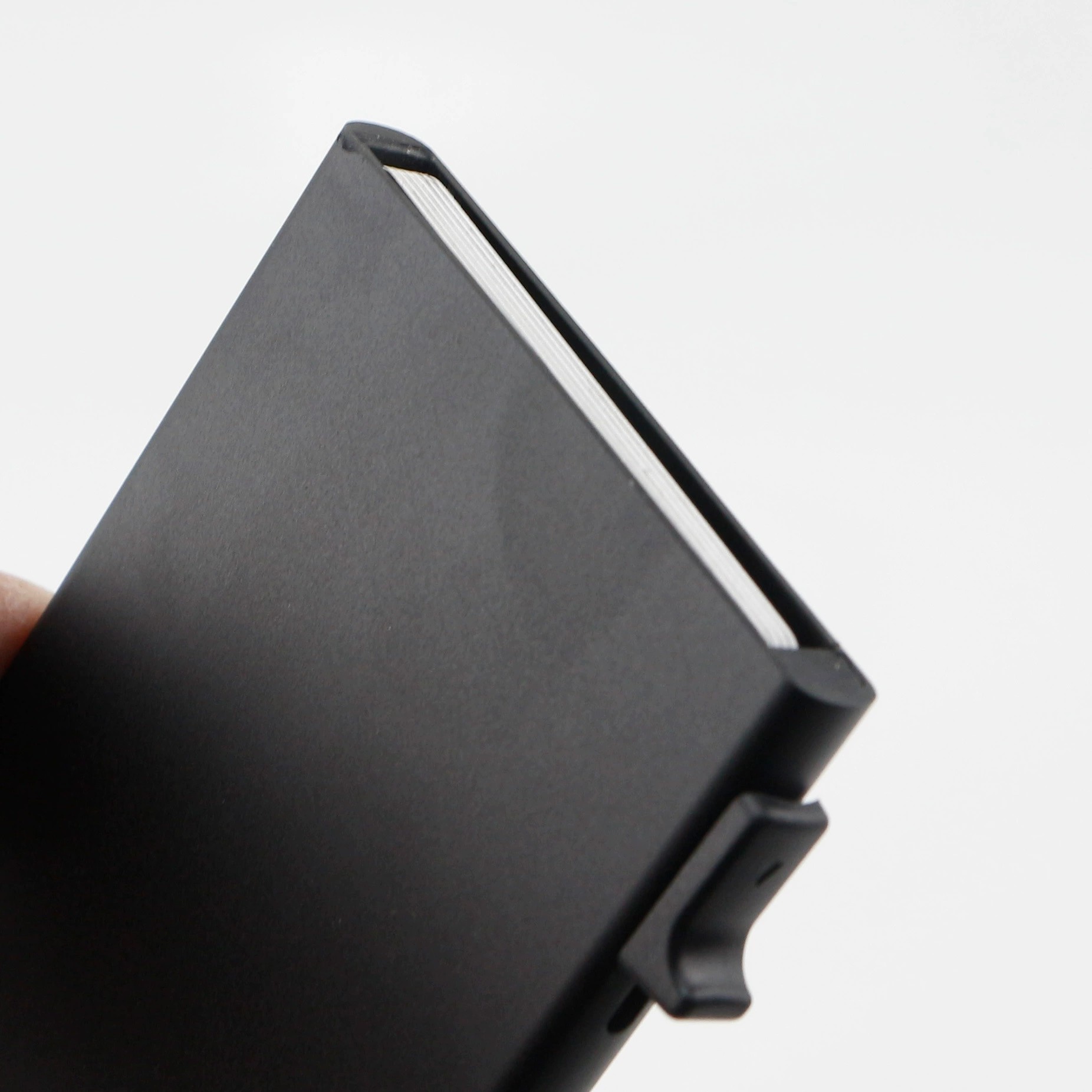 Anti-Theft Card Case for Credit Cards with Automatic Pop-Up - Model: 881629053963 - 图片 4